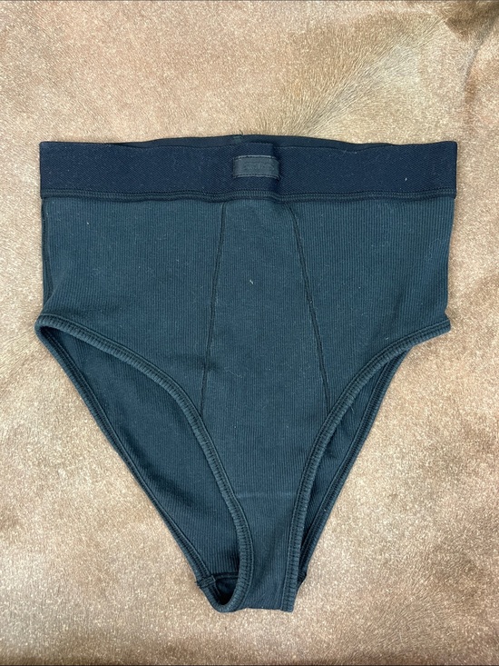 SKIMS Other - SKIMS Cotton Ribbed High Waist Elastic Band Patch Logo Panty